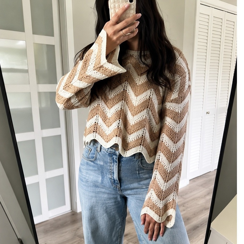 Sweet Envy Chevron Knit Sweater Beige Cream Colorblock Lightweight Boho L